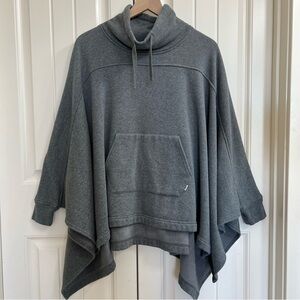 UGG Charlynne Double Knit Fleece Poncho in Grey, size XS/S
